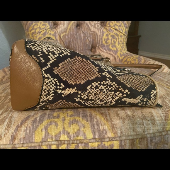 Coach east west shopper - Picture 4 of 10